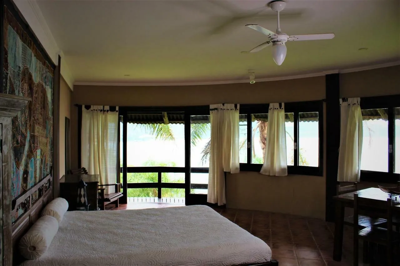 別荘 Luxury Suites Vila Indonesia ガロパバ