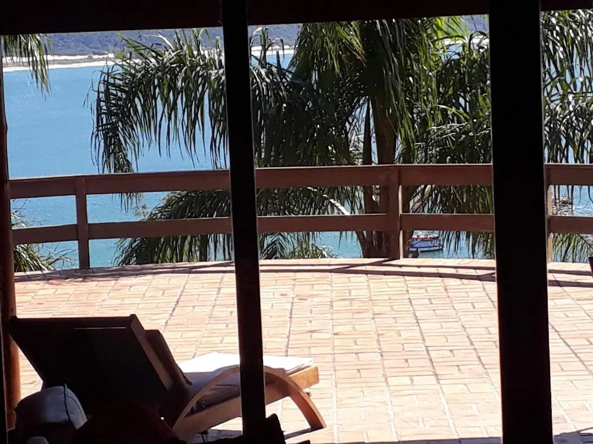 Luxury Suites Vila Indonesia ガロパバ