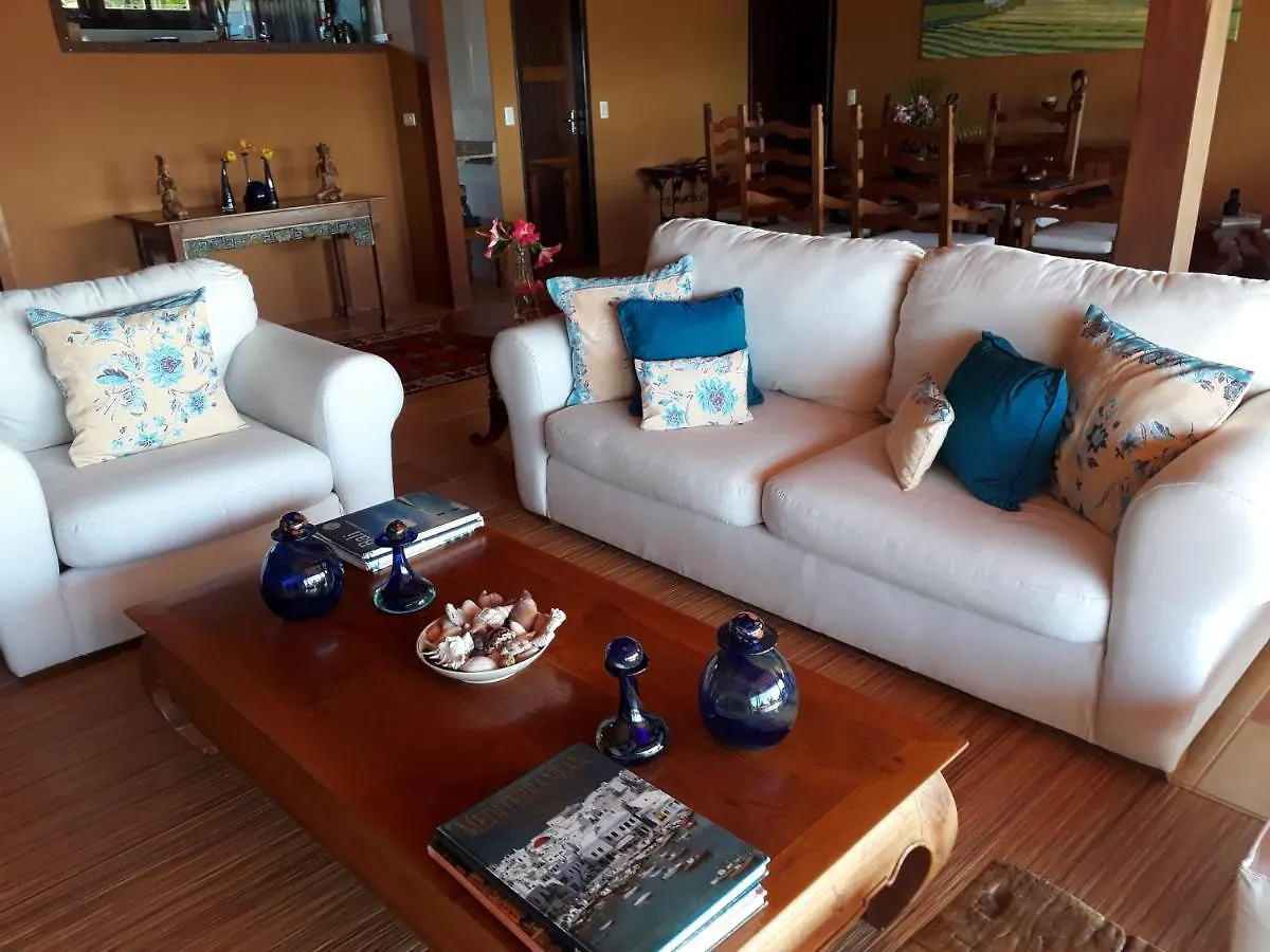 Luxury Suites Vila Indonesia Garopaba Tatil Evi