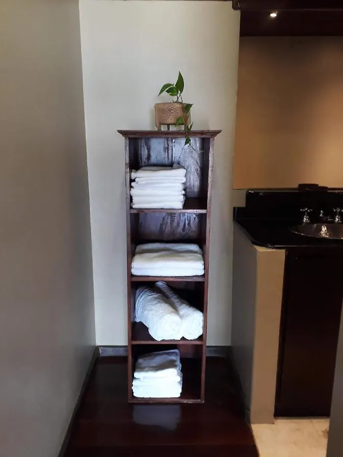 Luxury Suites Vila Indonesia غاروبابا 0*,  البرازيل