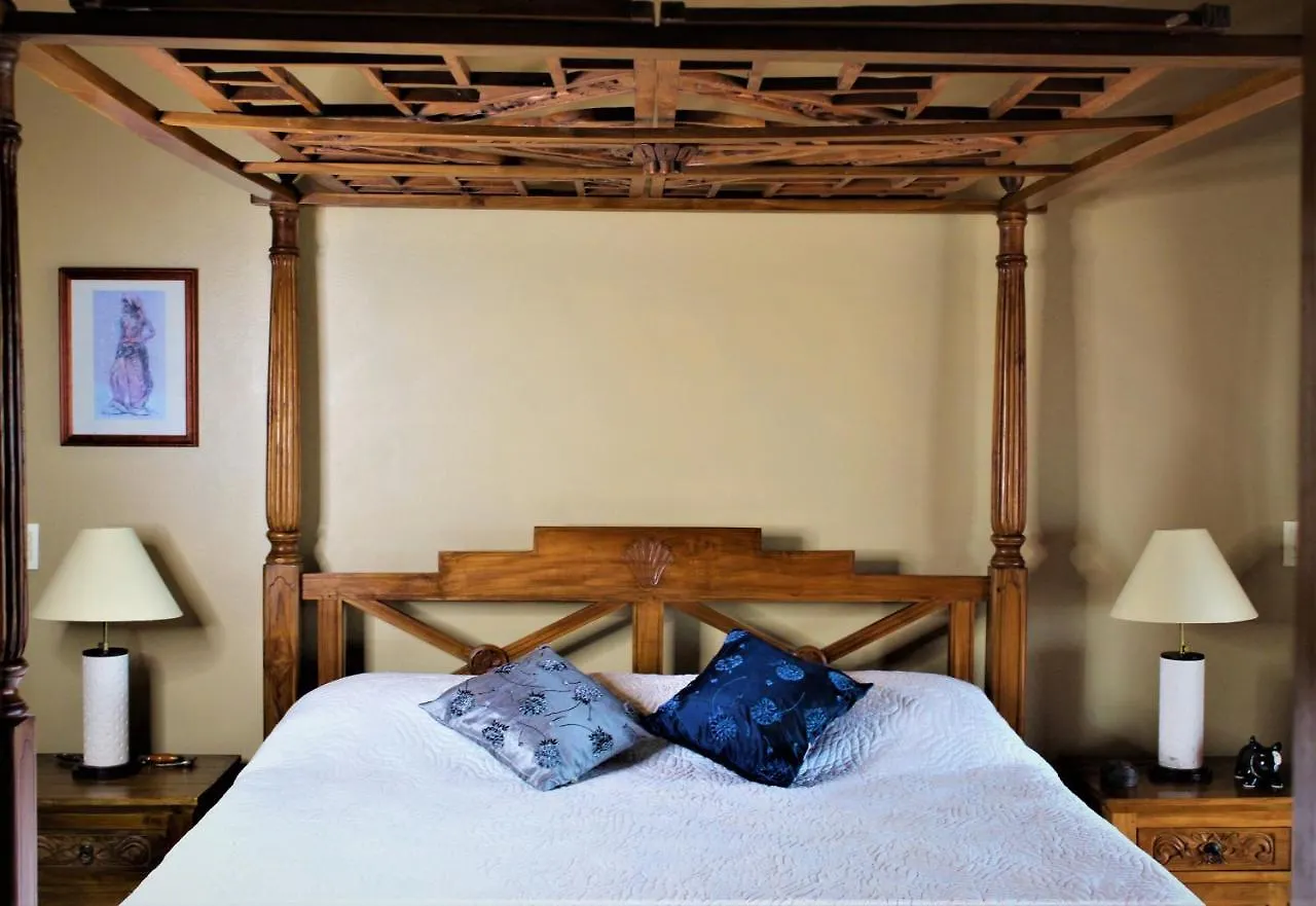 بيت للعطل Luxury Suites Vila Indonesia غاروبابا